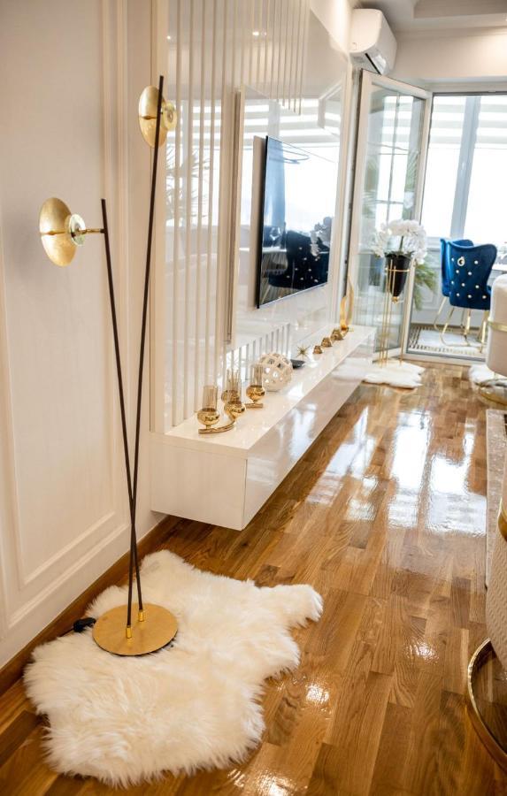 Luxury Apartment Karic Free Parking 투즐라 외부 사진