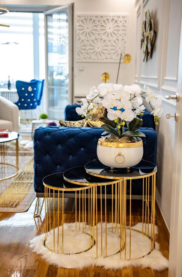 Luxury Apartment Karic Free Parking 투즐라 외부 사진