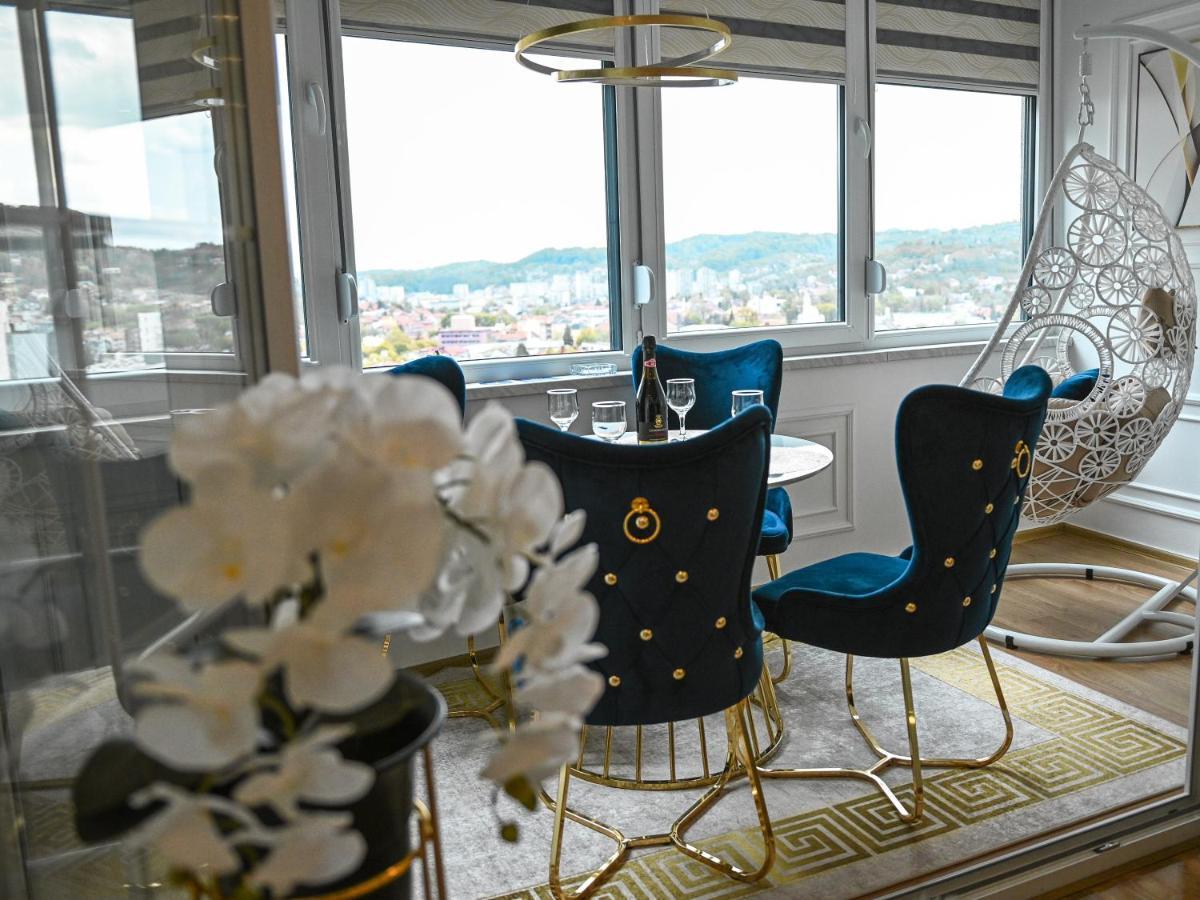 Luxury Apartment Karic Free Parking 투즐라 외부 사진