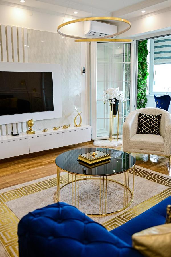 Luxury Apartment Karic Free Parking 투즐라 외부 사진