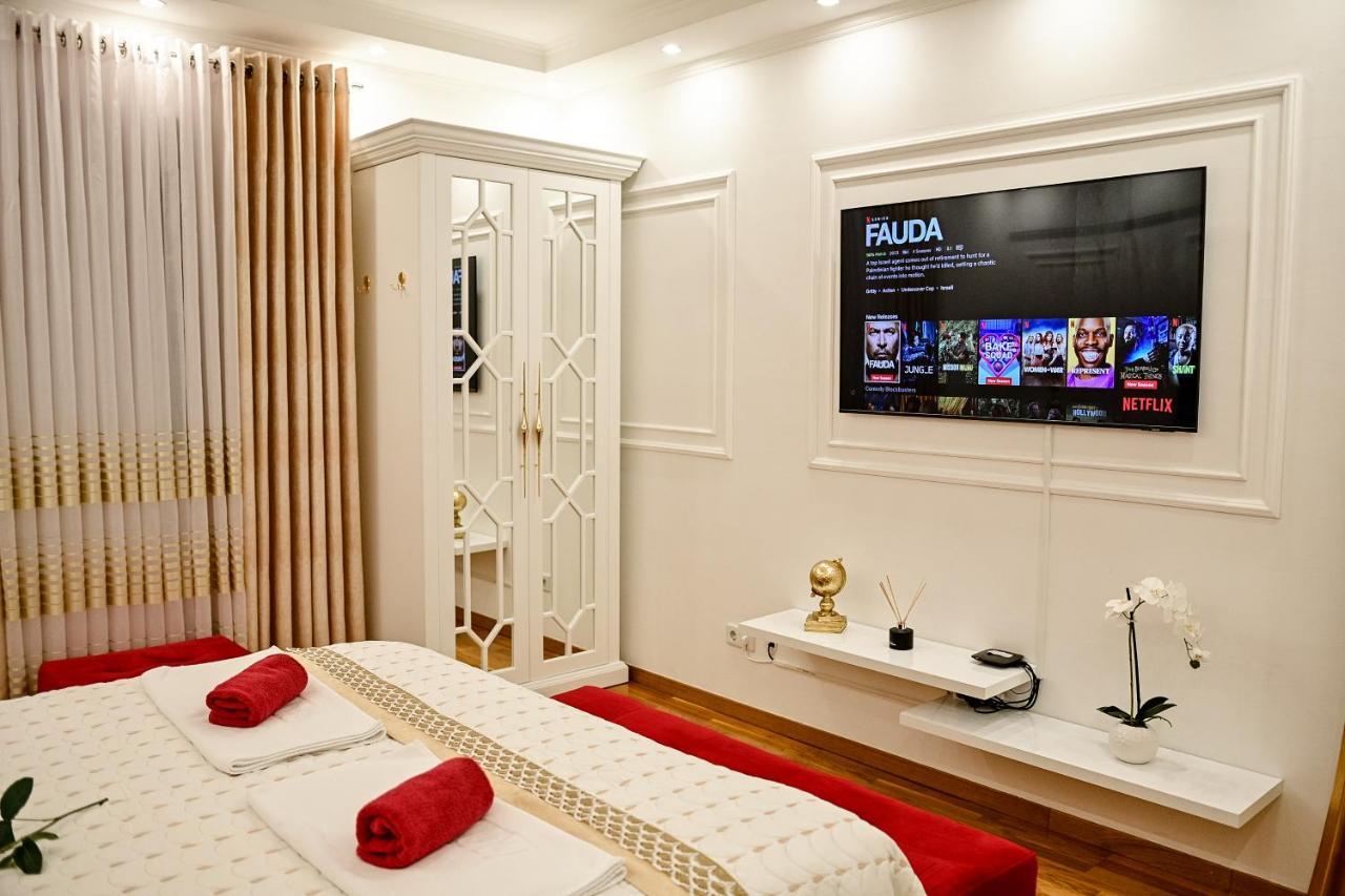 Luxury Apartment Karic Free Parking 투즐라 외부 사진