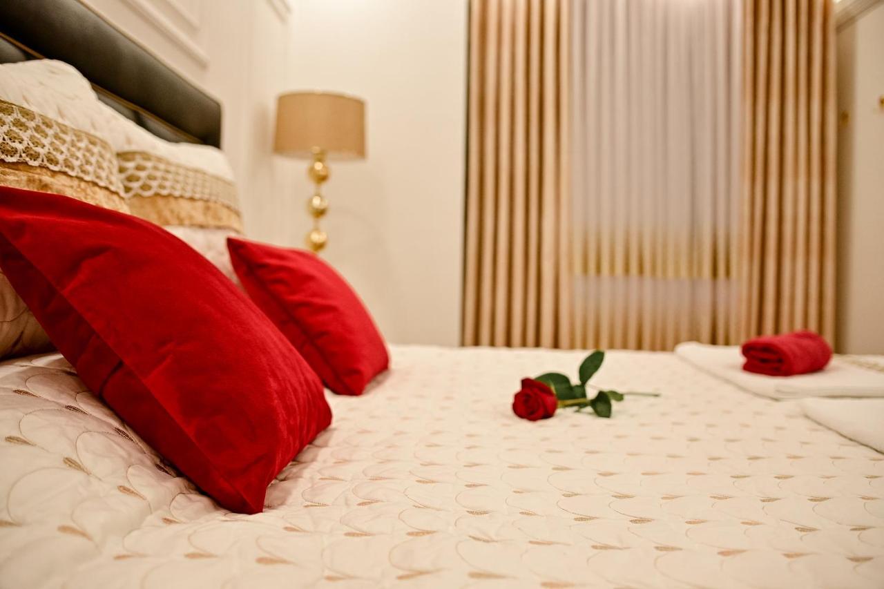 Luxury Apartment Karic Free Parking 투즐라 외부 사진